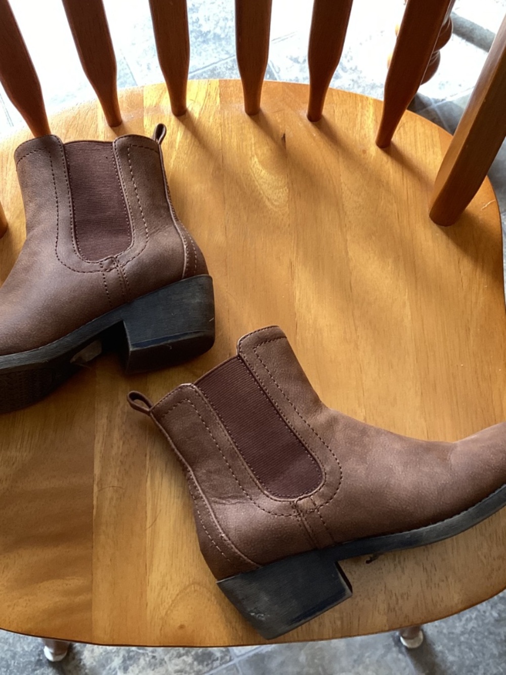 Chelsea boots - Picture 8 of 9